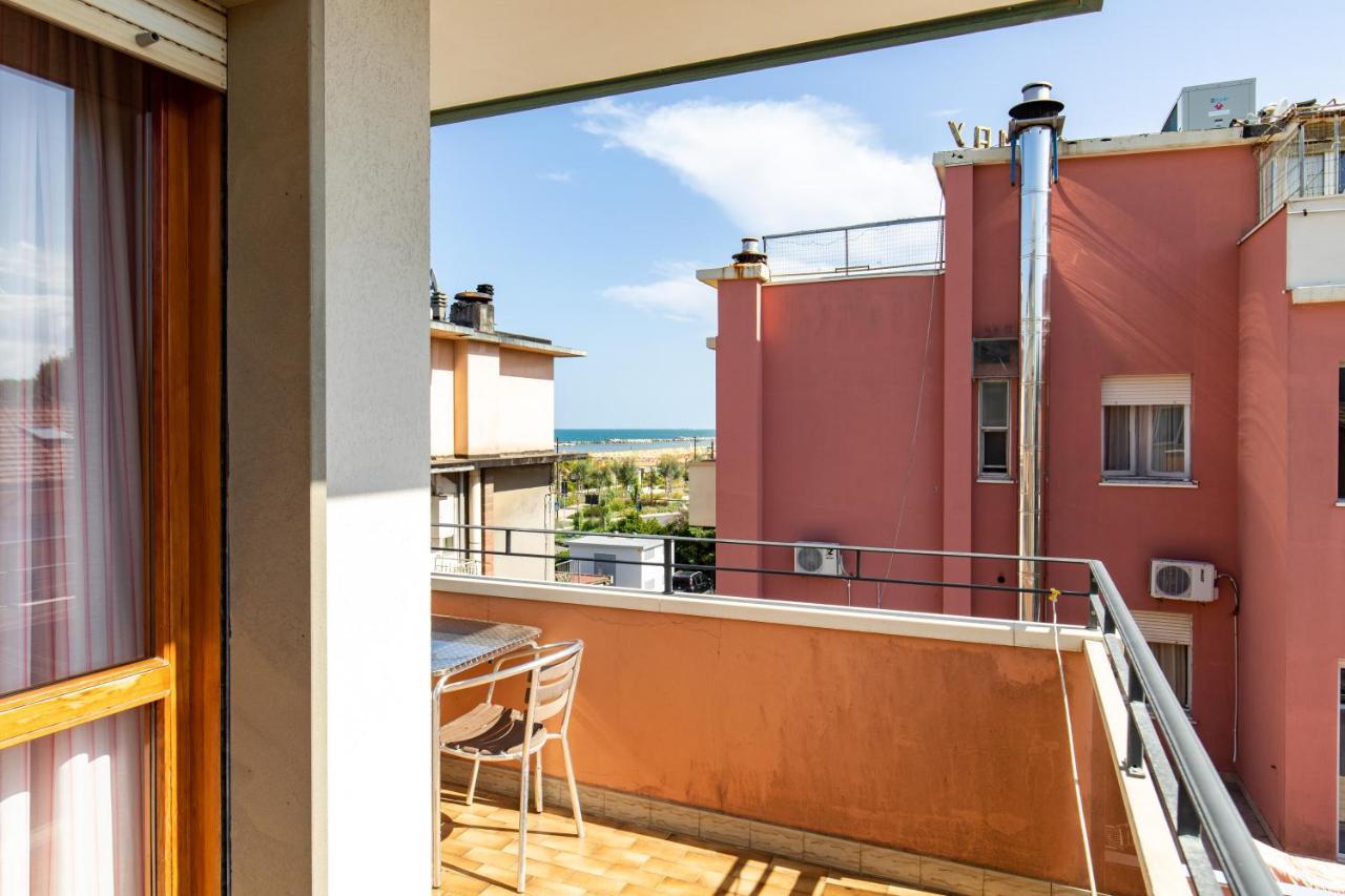 Hotel Palos Rimini Kültér fotó
